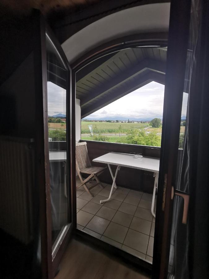 Hotel Garni Austermayer Traunreut Exteriör bild