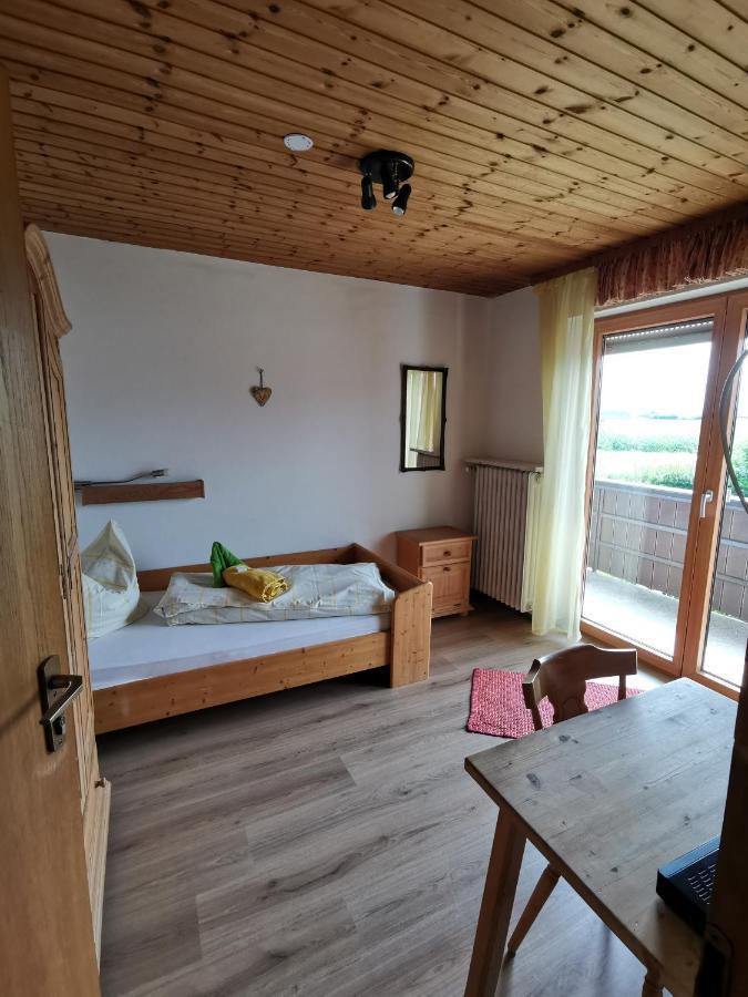 Hotel Garni Austermayer Traunreut Exteriör bild