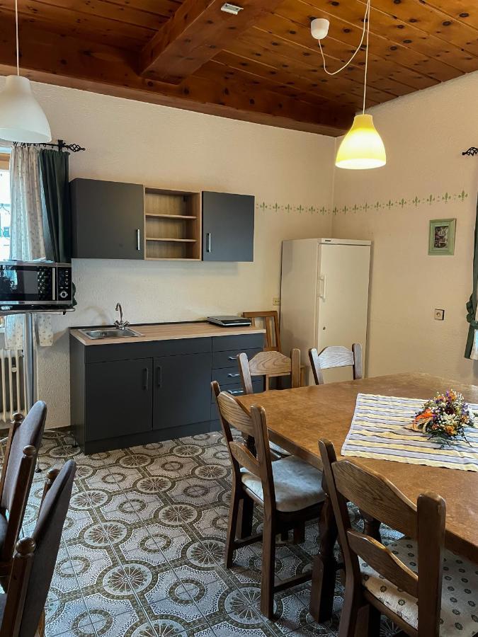 Hotel Garni Austermayer Traunreut Exteriör bild